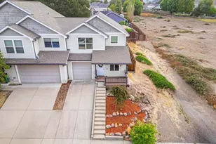 208 Northview Dr, Eagle Point, OR 97524 - Photo 26