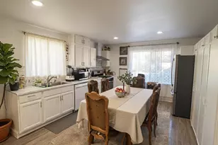 2700 Falcon St, White City, OR 97503 - Photo 4