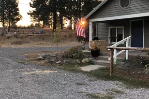 1636 Blue Pool Way, Chiloquin, OR 97624 - Photo 2