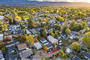 1036 W 12th St, Medford, OR 97501 - Photo 2