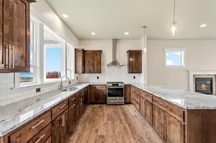 4260 Falcon Ridge Terrace, Medford, OR 97504 - Photo 10