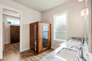 4260 Falcon Ridge Terrace, Medford, OR 97504 - Photo 26