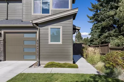 748 NE Vail Lane, Bend, OR 97701 - Photo 2