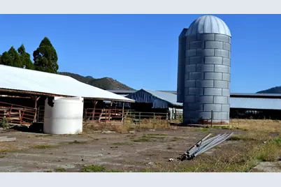 15950 Highway 238, Applegate, OR 97530 - Photo 10
