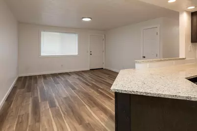 336 SW H Street, Madras, OR 97741 - Photo 6