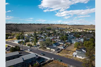 336 SW H Street, Madras, OR 97741 - Photo 22