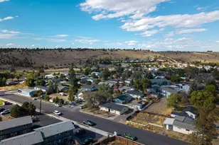 336 SW H St, Madras, OR 97741 - Photo 22