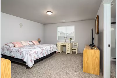 848 Trinity Way, Medford, OR 97501 - Photo 12