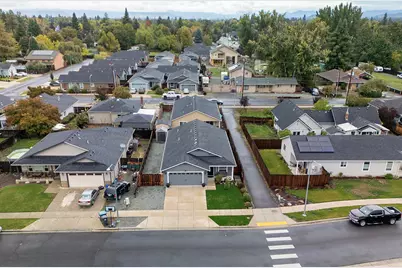 848 Trinity Way, Medford, OR 97501 - Photo 28