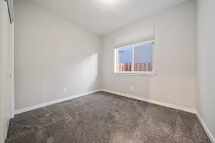 489 NW 29th St, Redmond, OR 97756 - Photo 22