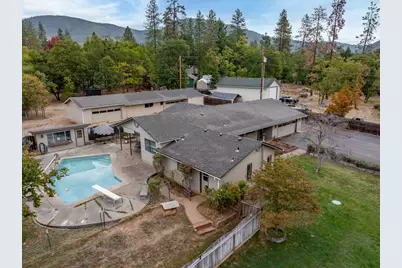 338 Kilborn Drive, Grants Pass, OR 97526 - Photo 38