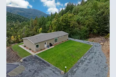 5572 Jumpoff Joe Creek Road, Grants Pass, OR 97526 - Photo 20