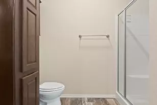 5572 Jumpoff Joe Creek Rd, Grants Pass, OR 97526 - Photo 14