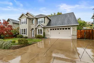 4505 Wolf Run Dr, Medford, OR 97504 - Photo 2