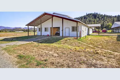 18200 Williams Highway, Williams, OR 97544 - Photo 60