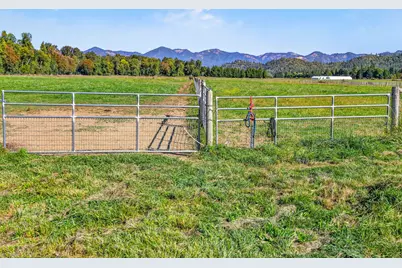 18200 Williams Highway, Williams, OR 97544 - Photo 90