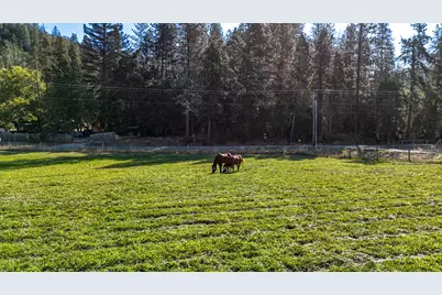 18200 Williams Highway, Williams, OR 97544 - Photo 102