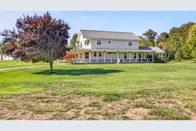 18200 Williams Highway, Williams, OR 97544 - Photo 4