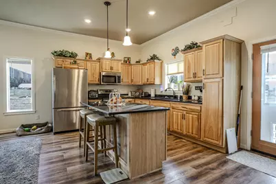 18200 Williams Highway, Williams, OR 97544 - Photo 46