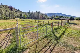 18200 Williams Hwy, Williams, OR 97544 - Photo 94