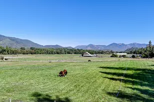 18200 Williams Hwy, Williams, OR 97544 - Photo 92