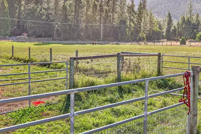 18200 Williams Highway, Williams, OR 97544 - Photo 94