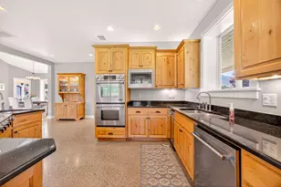 18200 Williams Hwy, Williams, OR 97544 - Photo 14