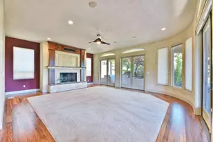 104 Monterey Dr, Medford, OR 97504 - Photo 8