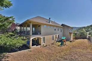 104 Monterey Dr, Medford, OR 97504 - Photo 34