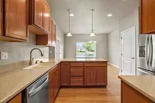 2937 Front St, Klamath Falls, OR 97601 - Photo 10