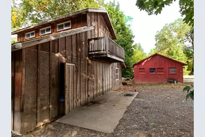 419 E Main Street, Rogue River, OR 97537 - Photo 44