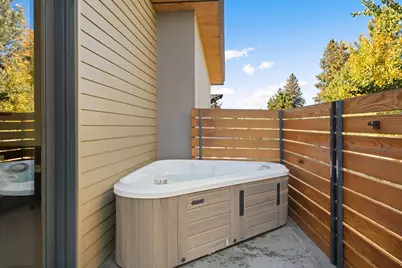 61612 Hosmer Lake Drive, Bend, OR 97702 - Photo 58