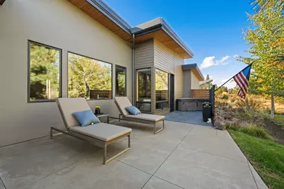 61612 Hosmer Lake Drive, Bend, OR 97702 - Photo 56