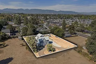 1007 Garfield St, Medford, OR 97501 - Photo 2