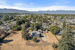 1007 Garfield St, Medford, OR 97501 - Photo 36