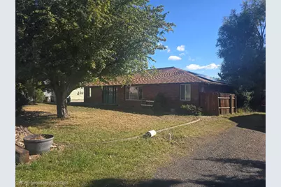 5122 Bryant Avenue, Klamath Falls, OR 97603 - Photo 1