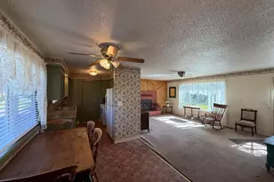 3936 Kelley Dr, Klamath Falls, OR 97603 - Photo 2
