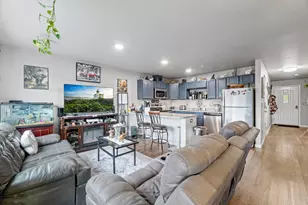 7635 Coloma St, White City, OR 97503 - Photo 6