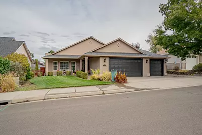 1231 Poppy Ridge Drive, Eagle Point, OR 97524 - Photo 4