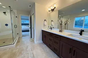61429 SE Daybreak Ct, Bend, OR 97702 - Photo 14