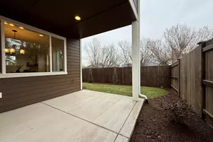 61429 SE Daybreak Ct, Bend, OR 97702 - Photo 18