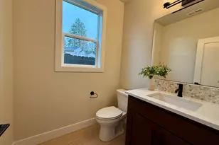 61429 SE Daybreak Ct, Bend, OR 97702 - Photo 10