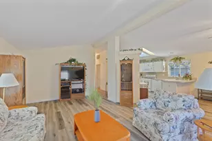 206 NW Creekside Dr, Grants Pass, OR 97526 - Photo 8