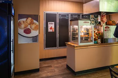 220 W Cascade Avenue, Sisters, OR 97759 - Photo 16