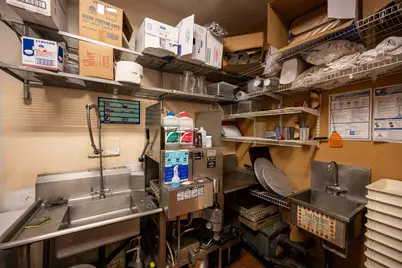 220 W Cascade Avenue, Sisters, OR 97759 - Photo 24