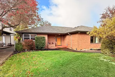 571 NW Wade Street NW, Estacada, OR 97023 - Photo 2