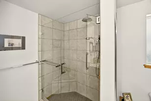 250 Cambridge Dr, Grants Pass, OR 97526 - Photo 12