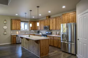 2745 SW 32nd St, Redmond, OR 97756 - Photo 16