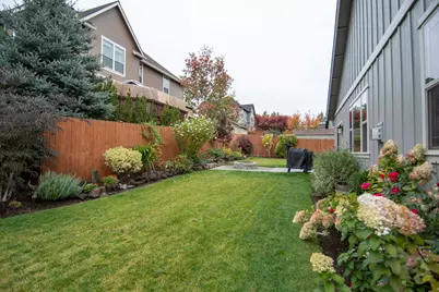 2745 SW 32nd Street, Redmond, OR 97756 - Photo 4