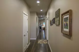 2745 SW 32nd St, Redmond, OR 97756 - Photo 10